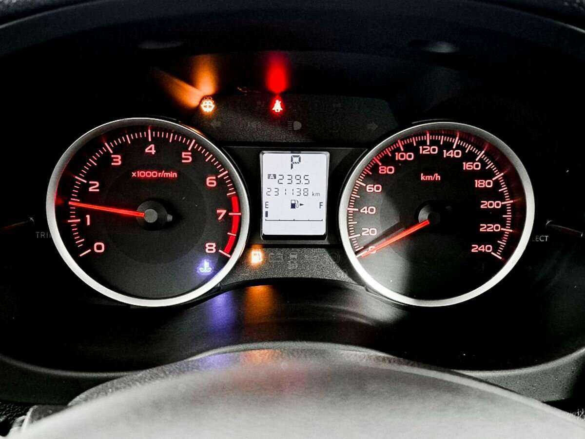 Subaru XV с пробегом — 2014 год. Фото: #8