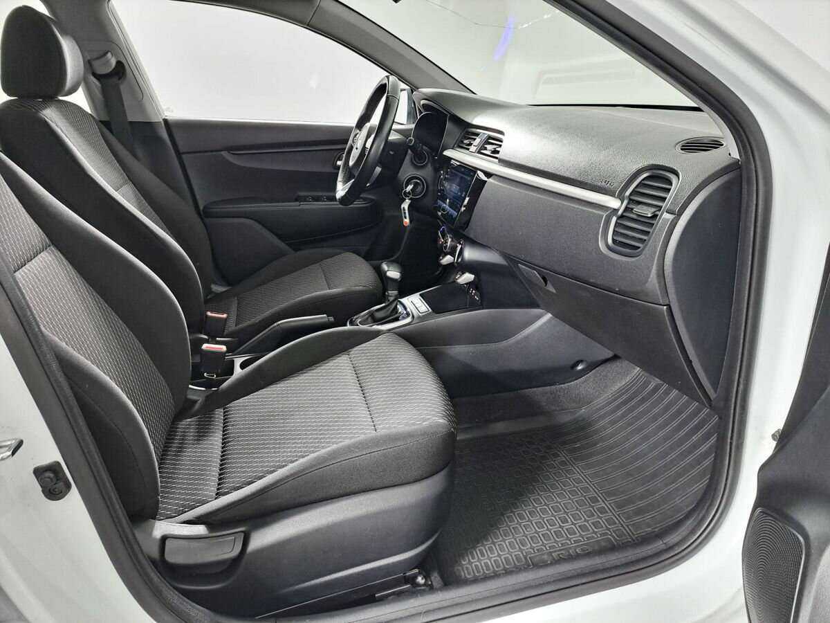 Kia Rio с пробегом — 2019 год. Фото: #8