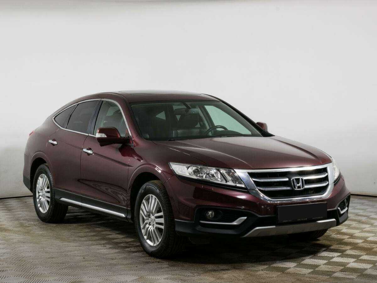Honda Crosstour с пробегом — 2014 год. Фото: #2