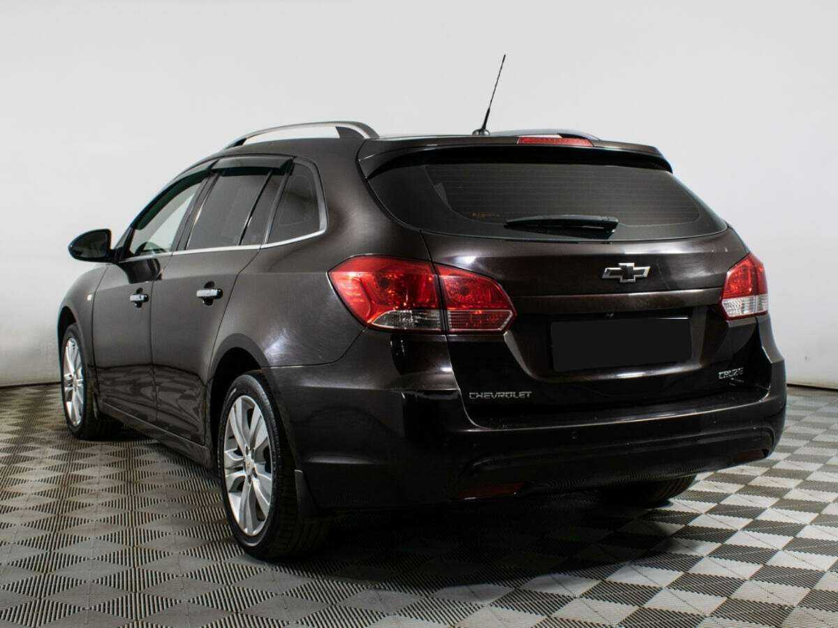 Chevrolet Cruze с пробегом — 2013 год. Фото: #5