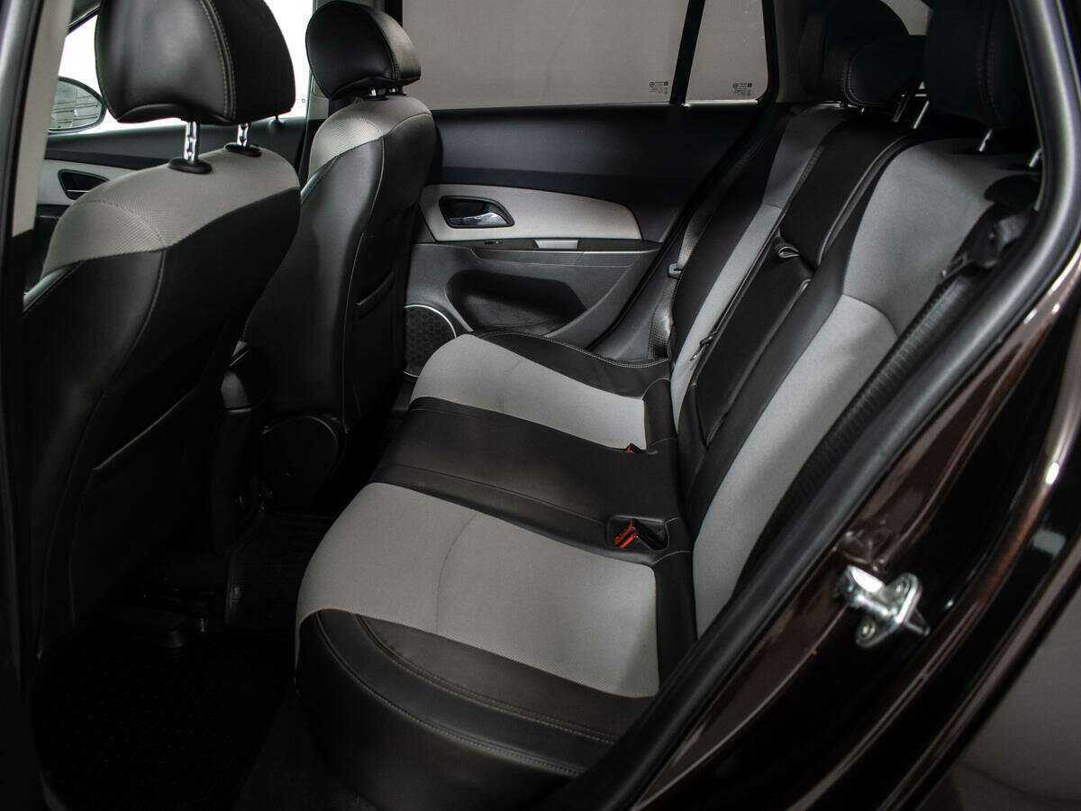 Chevrolet Cruze с пробегом — 2013 год. Фото: #7