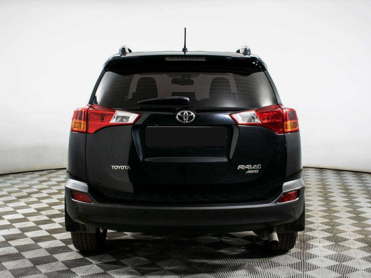 Toyota RAV4 с пробегом — 2013 год. Фото: #4