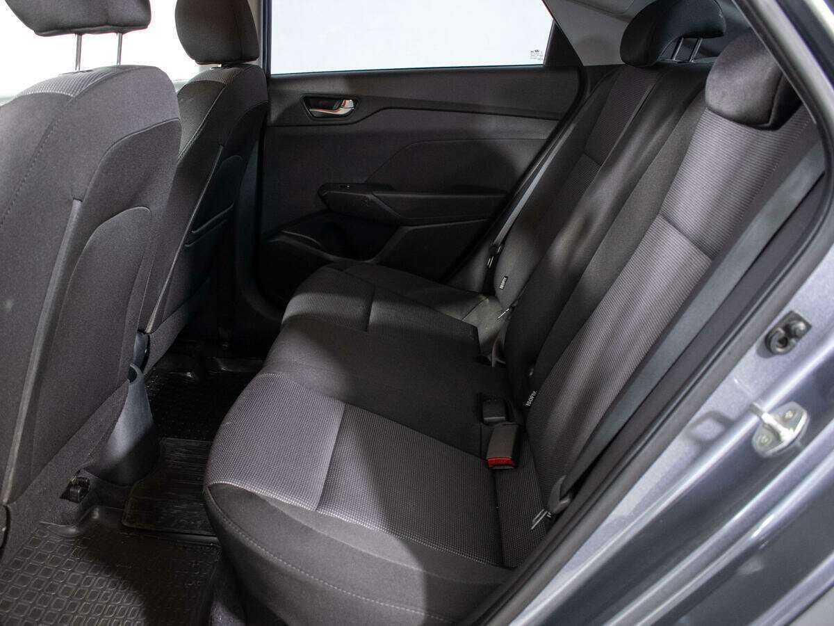 Hyundai Solaris с пробегом — 2019 год. Фото: #4