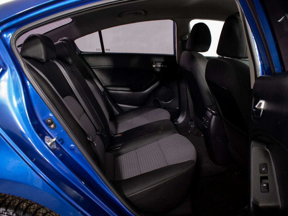 Kia Cerato с пробегом — 2014 год. Фото: #9