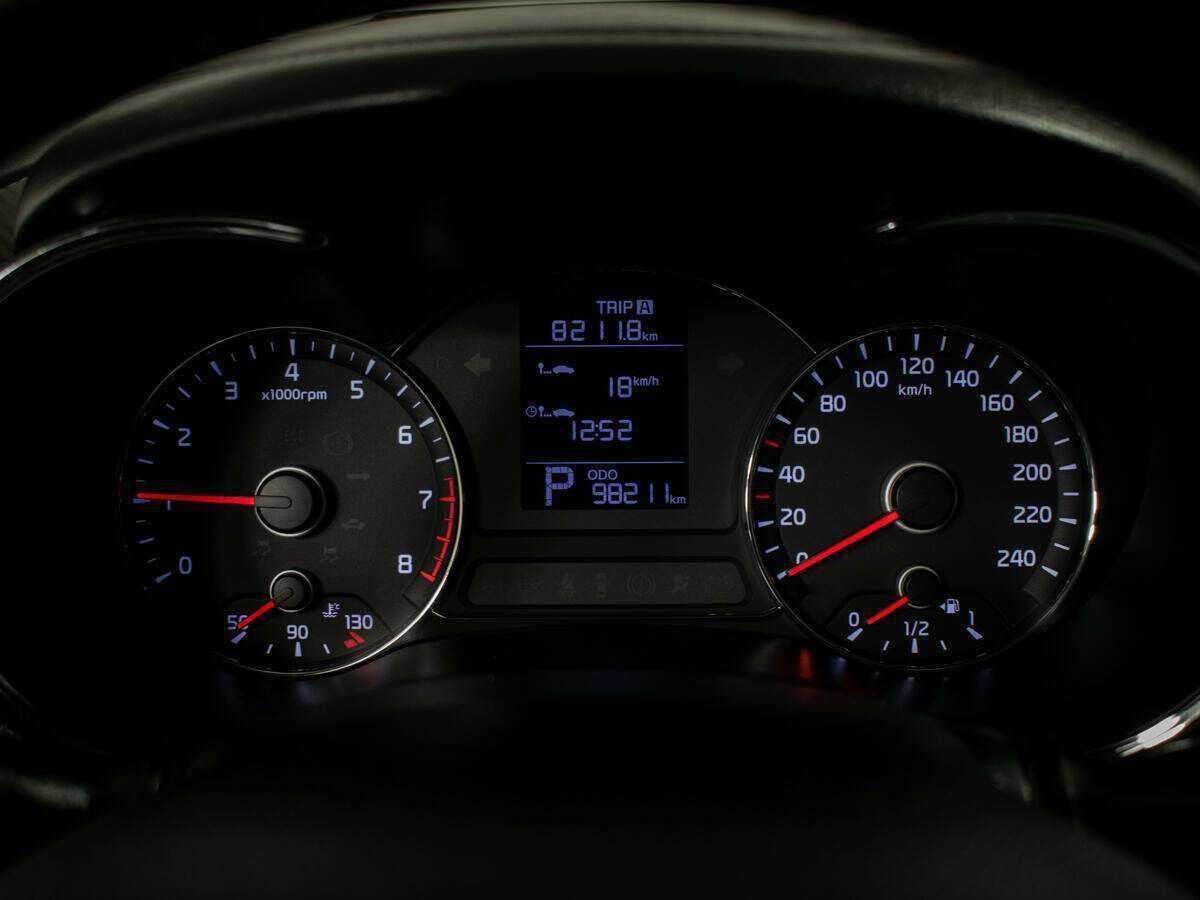 Kia Cerato с пробегом — 2014 год. Фото: #11