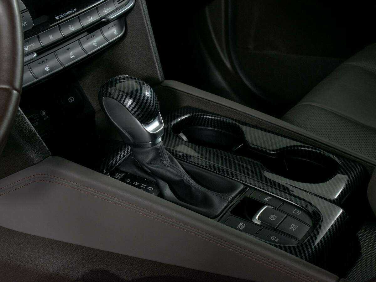 Hyundai Santa Fe с пробегом — 2018 год. Фото: #20