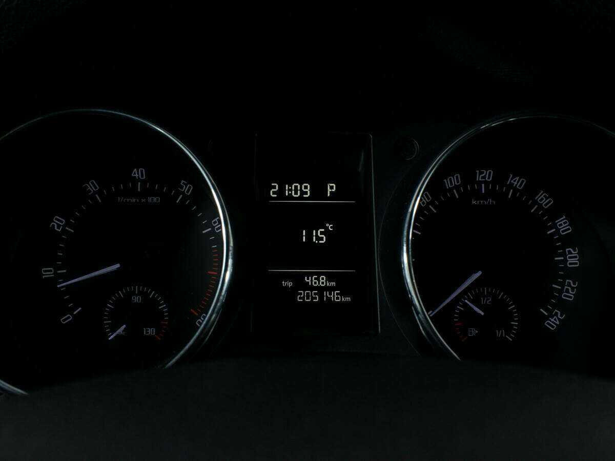 Skoda Yeti с пробегом — 2012 год. Фото: #10