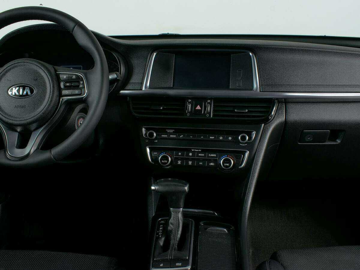 Kia Optima с пробегом — 2017 год. Фото: #10