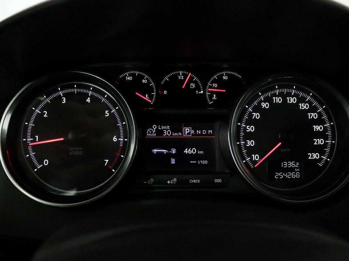 Peugeot 508 с пробегом — 2012 год. Фото: #9