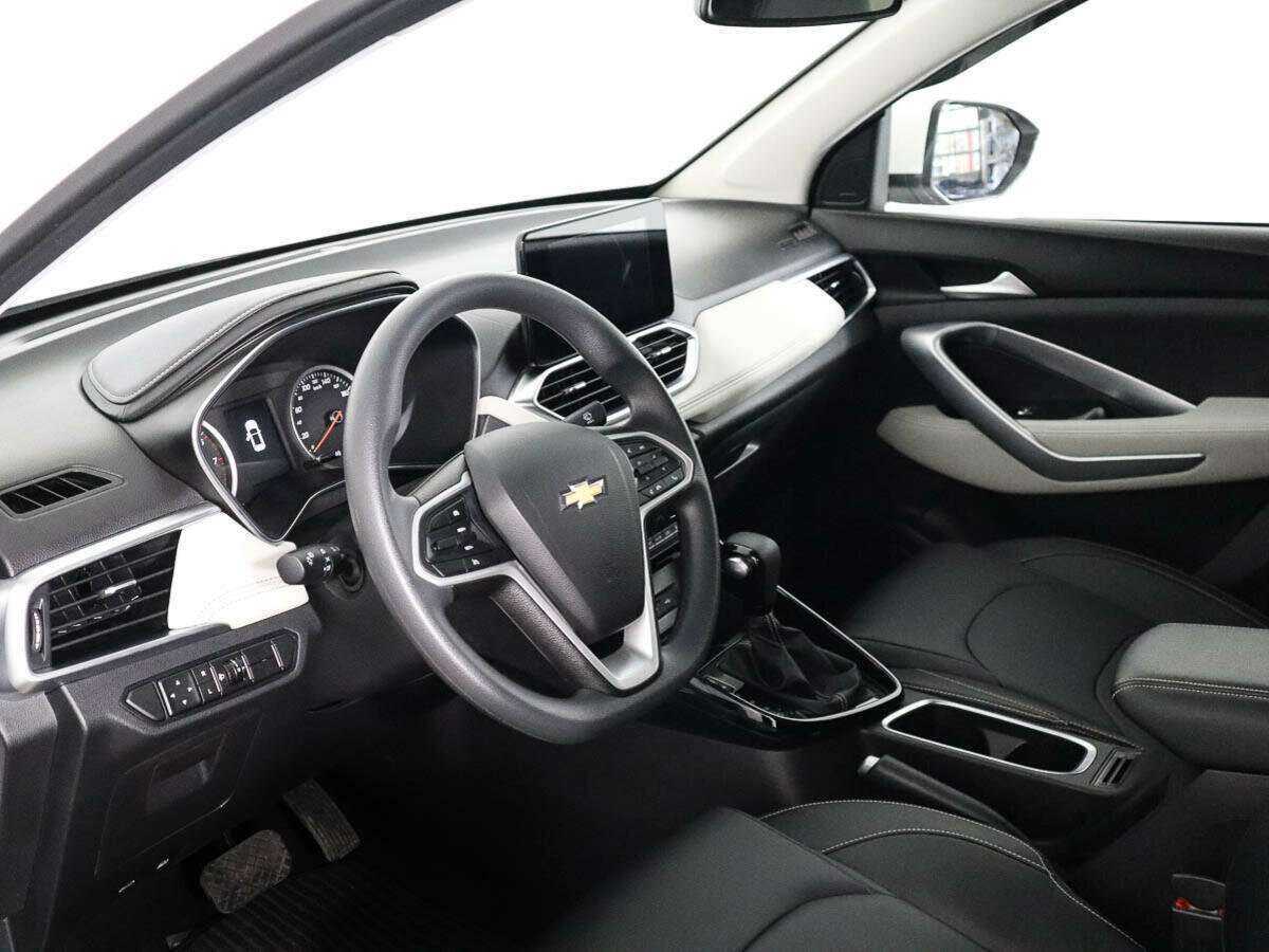 Chevrolet Captiva с пробегом — 2022 год. Фото: #7