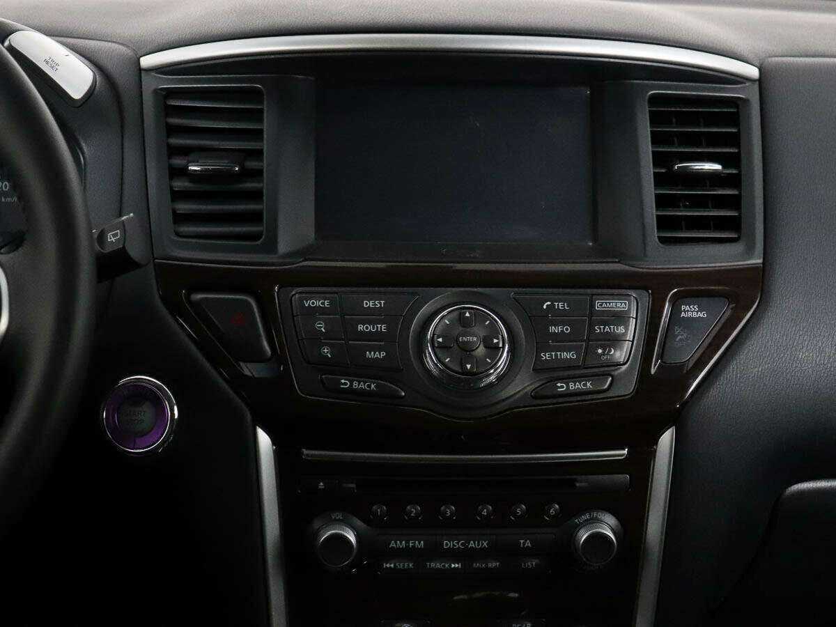 Nissan Pathfinder с пробегом — 2017 год. Фото: #13