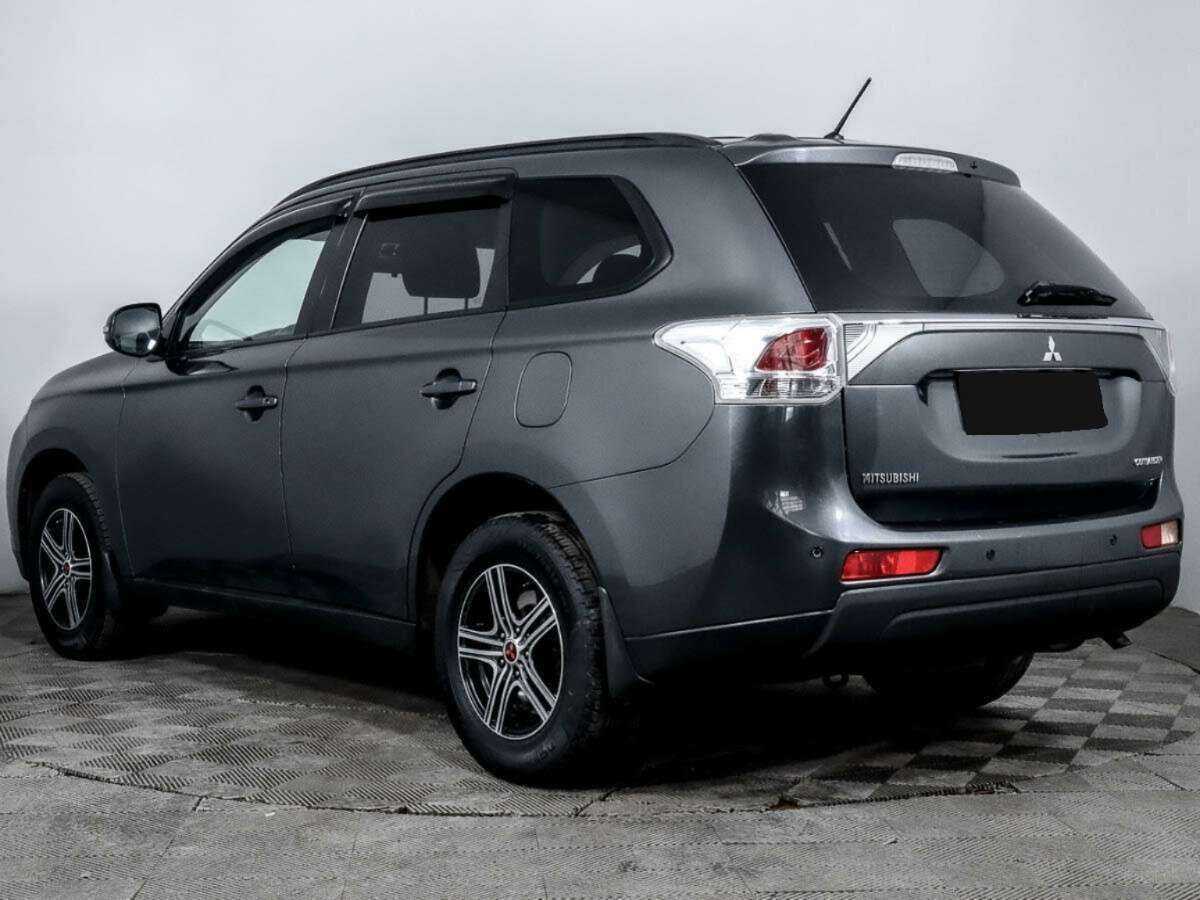 Mitsubishi Outlander с пробегом — 2013 год. Фото: #5