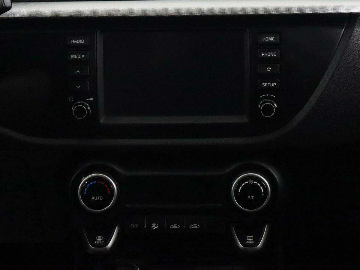 Kia Rio с пробегом — 2019 год. Фото: #11