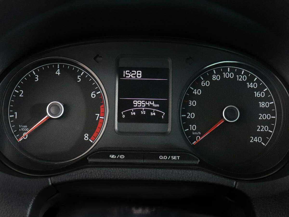 Volkswagen Polo с пробегом — 2019 год. Фото: #9