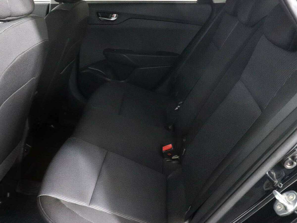 Hyundai Solaris с пробегом — 2021 год. Фото: #6