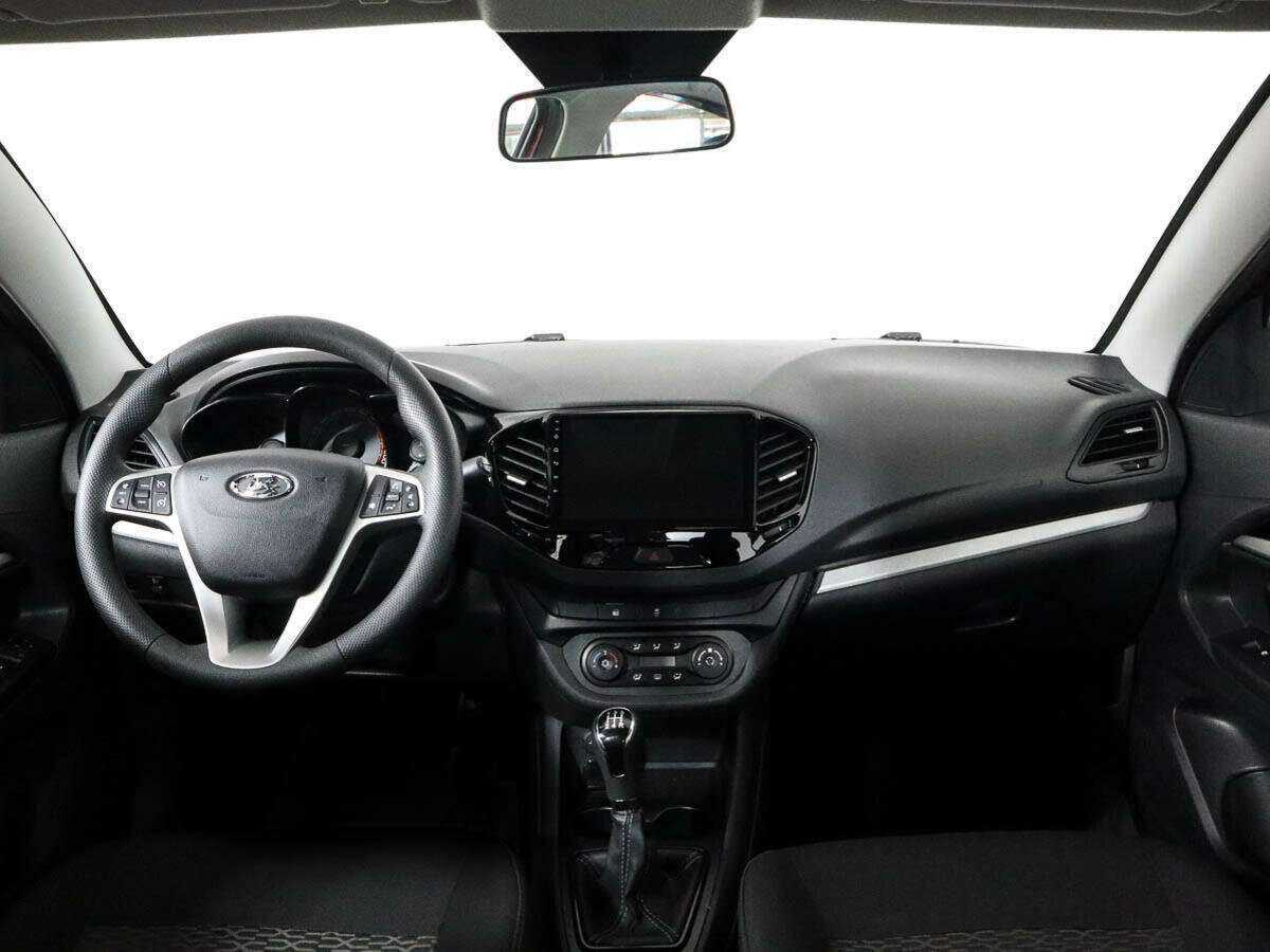 Lada (ВАЗ) Vesta с пробегом — 2021 год. Фото: #9