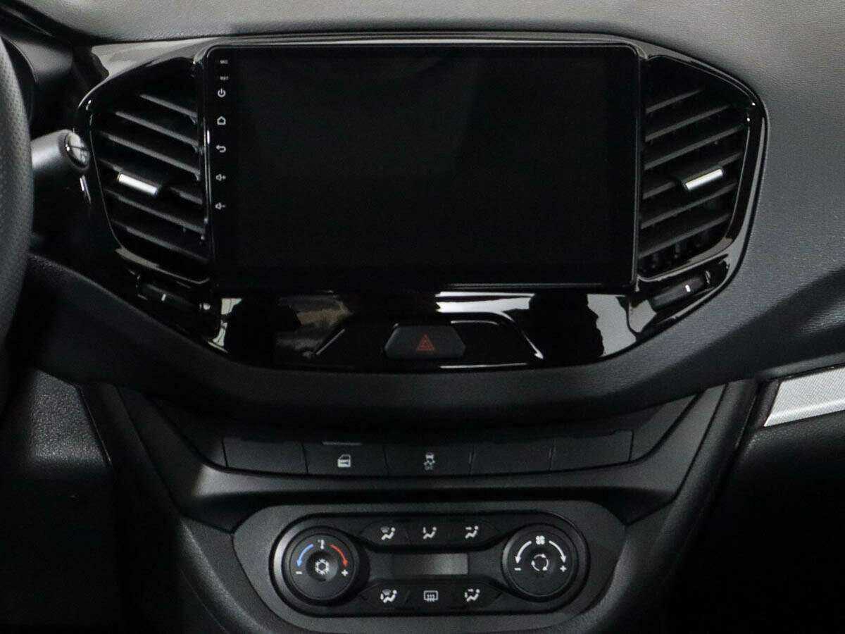 Lada (ВАЗ) Vesta с пробегом — 2021 год. Фото: #10