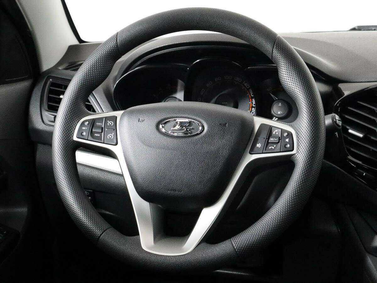 Lada (ВАЗ) Vesta с пробегом — 2021 год. Фото: #11