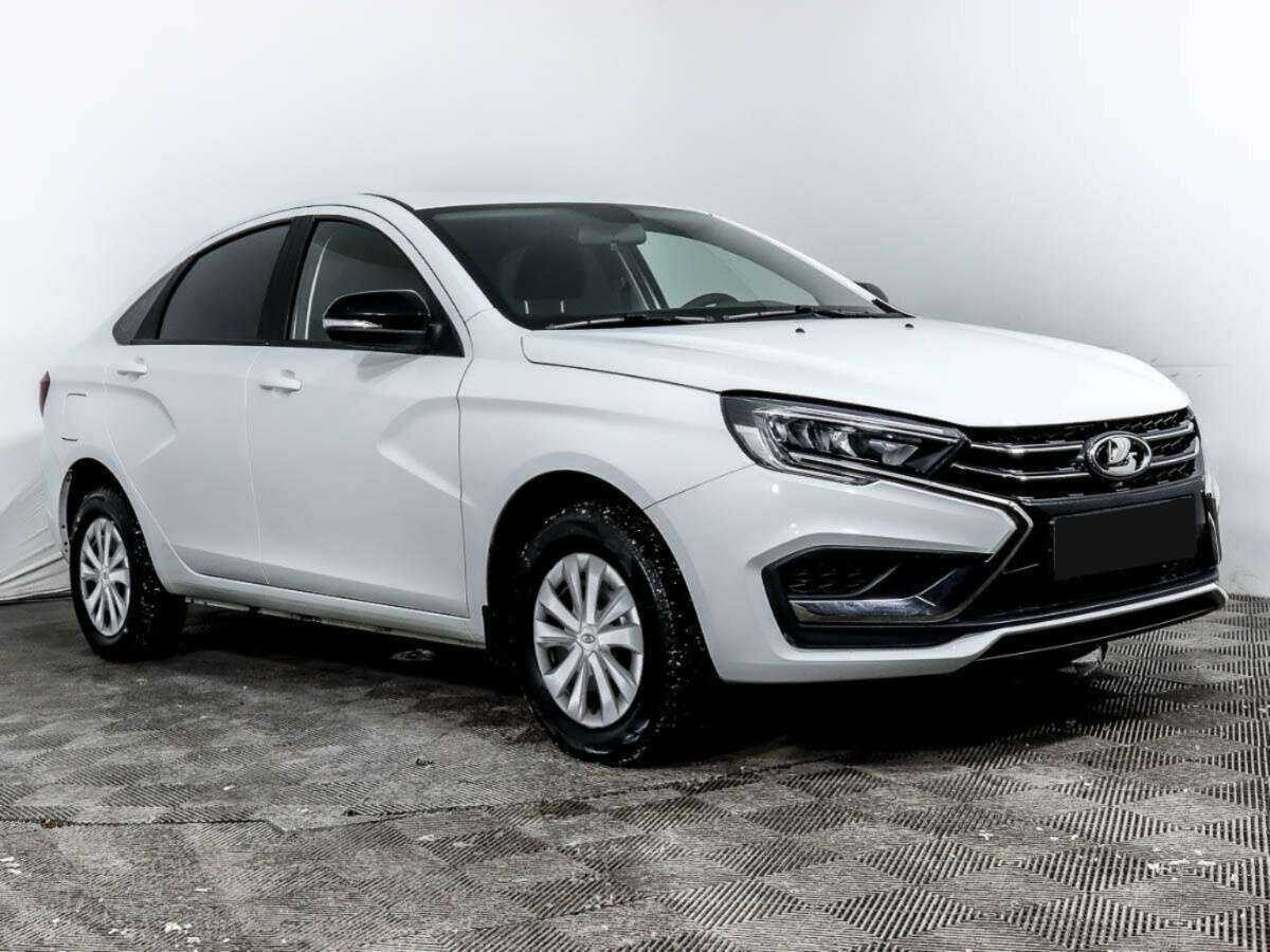 Lada (ВАЗ) Vesta с пробегом — 2023 год. Фото: #2