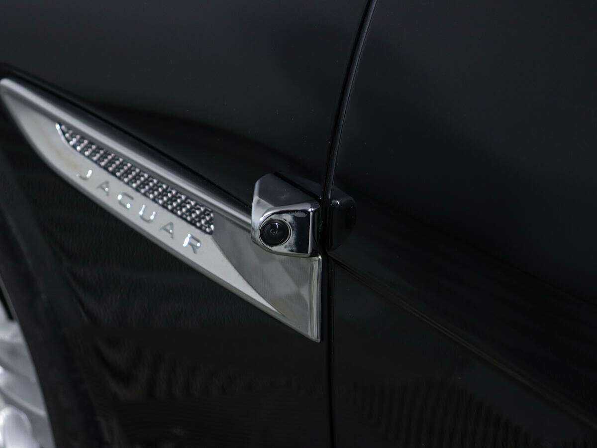 Jaguar XF с пробегом — 2018 год. Фото: #16