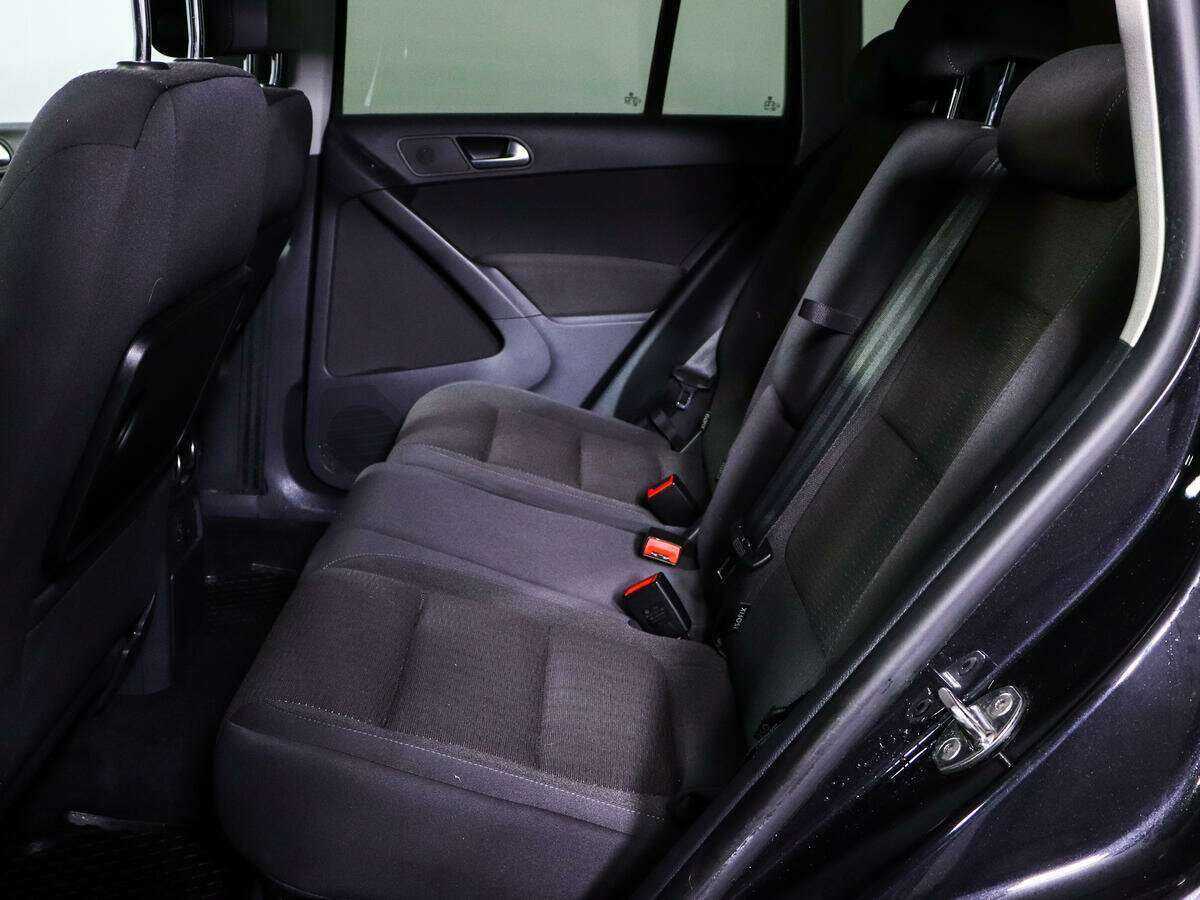 Volkswagen Tiguan с пробегом — 2012 год. Фото: #9