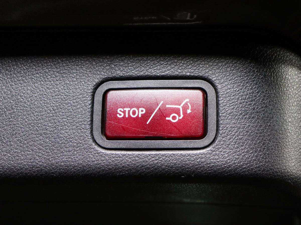 Mercedes-Benz M-Класс с пробегом — 2012 год. Фото: #14