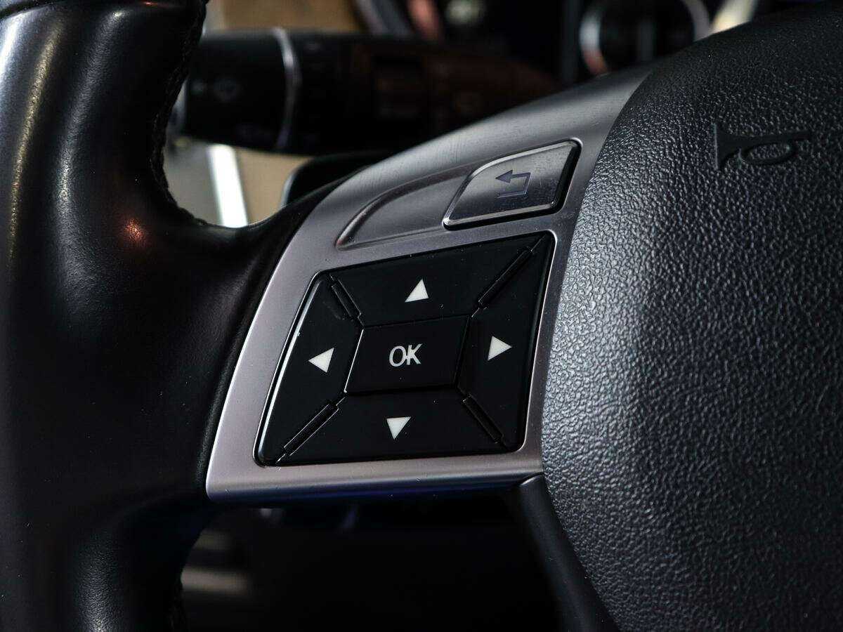 Mercedes-Benz M-Класс с пробегом — 2012 год. Фото: #18