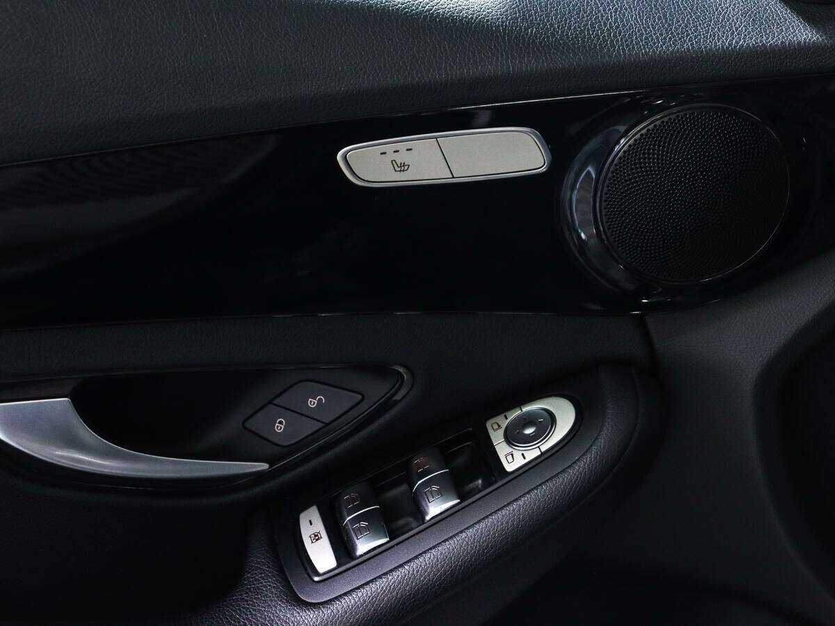 Mercedes-Benz C-Класс с пробегом — 2019 год. Фото: #20