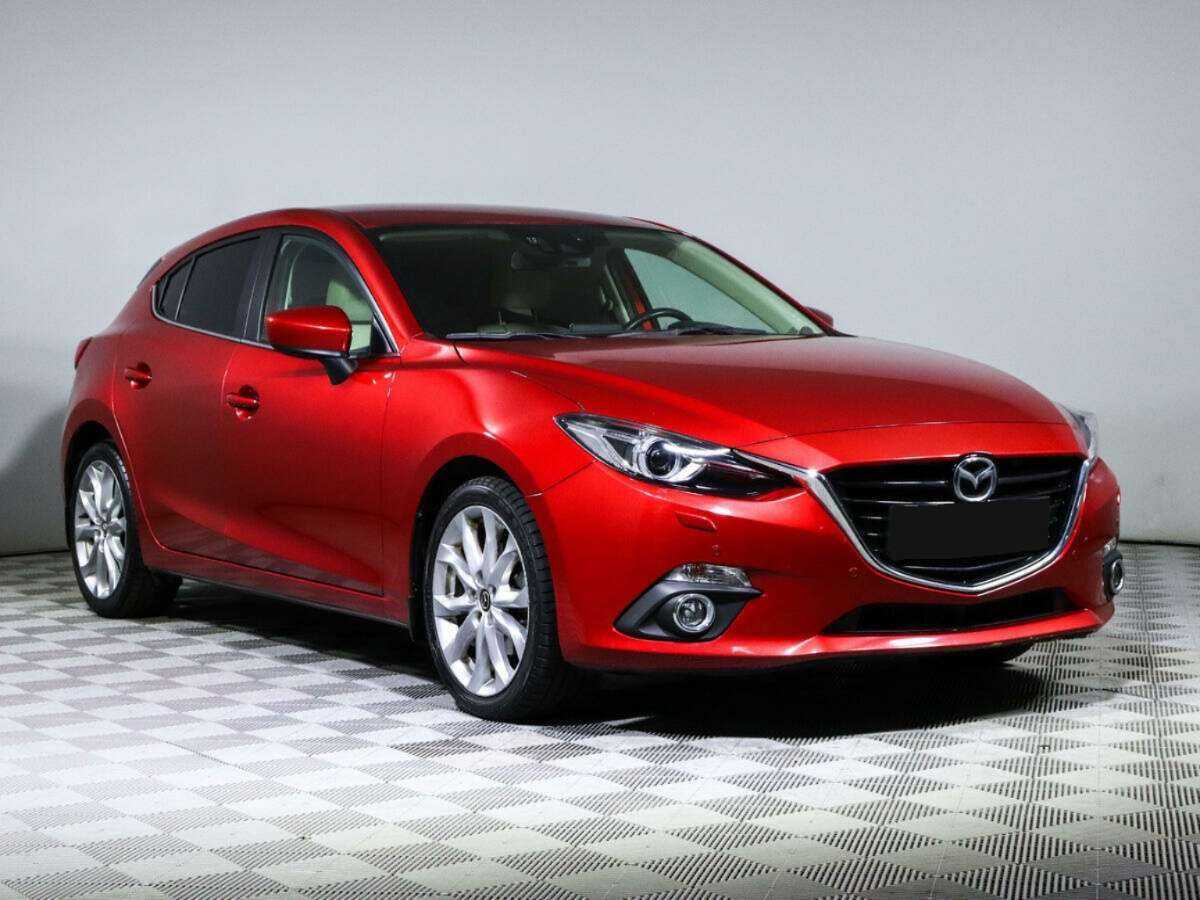 Mazda 3 с пробегом — 2014 год. Фото: #1