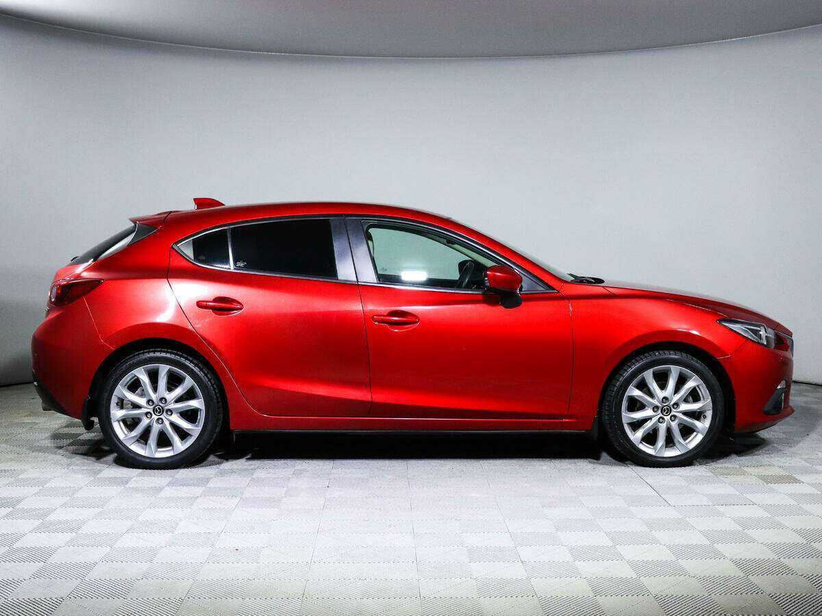 Mazda 3 с пробегом — 2014 год. Фото: #2