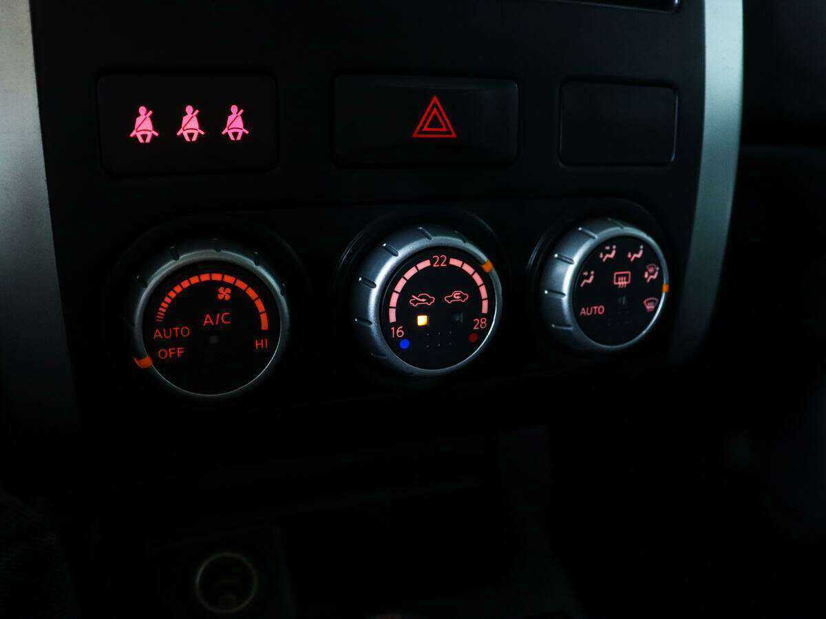 Nissan X-Trail с пробегом — 2013 год. Фото: #13