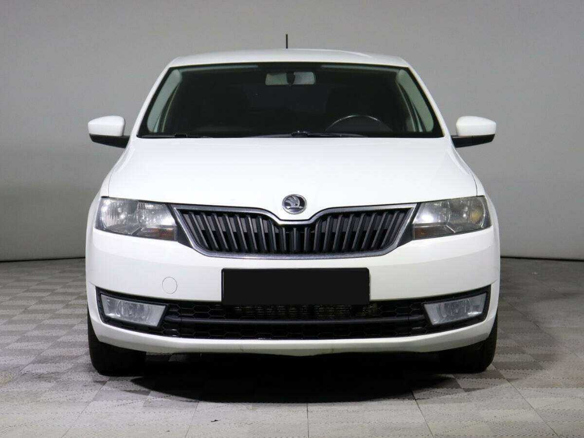 Skoda Rapid с пробегом — 2014 год. Фото: #1
