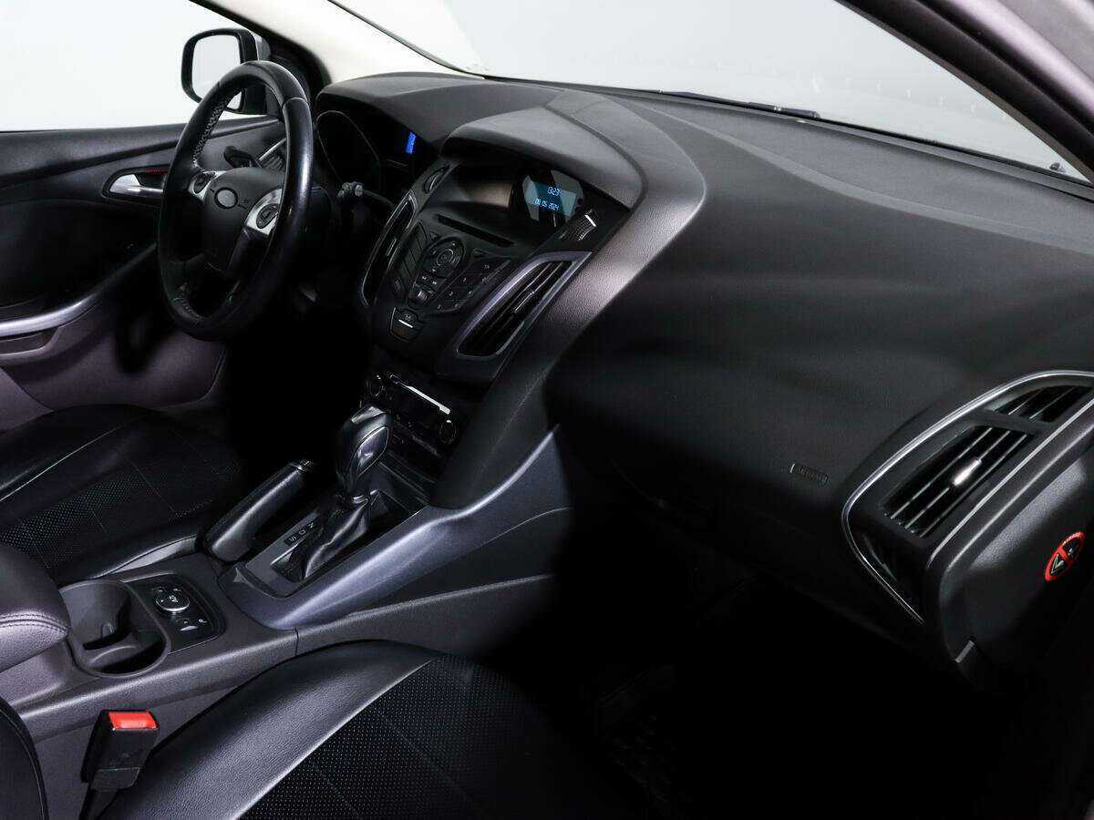 Ford Focus с пробегом — 2012 год. Фото: #8