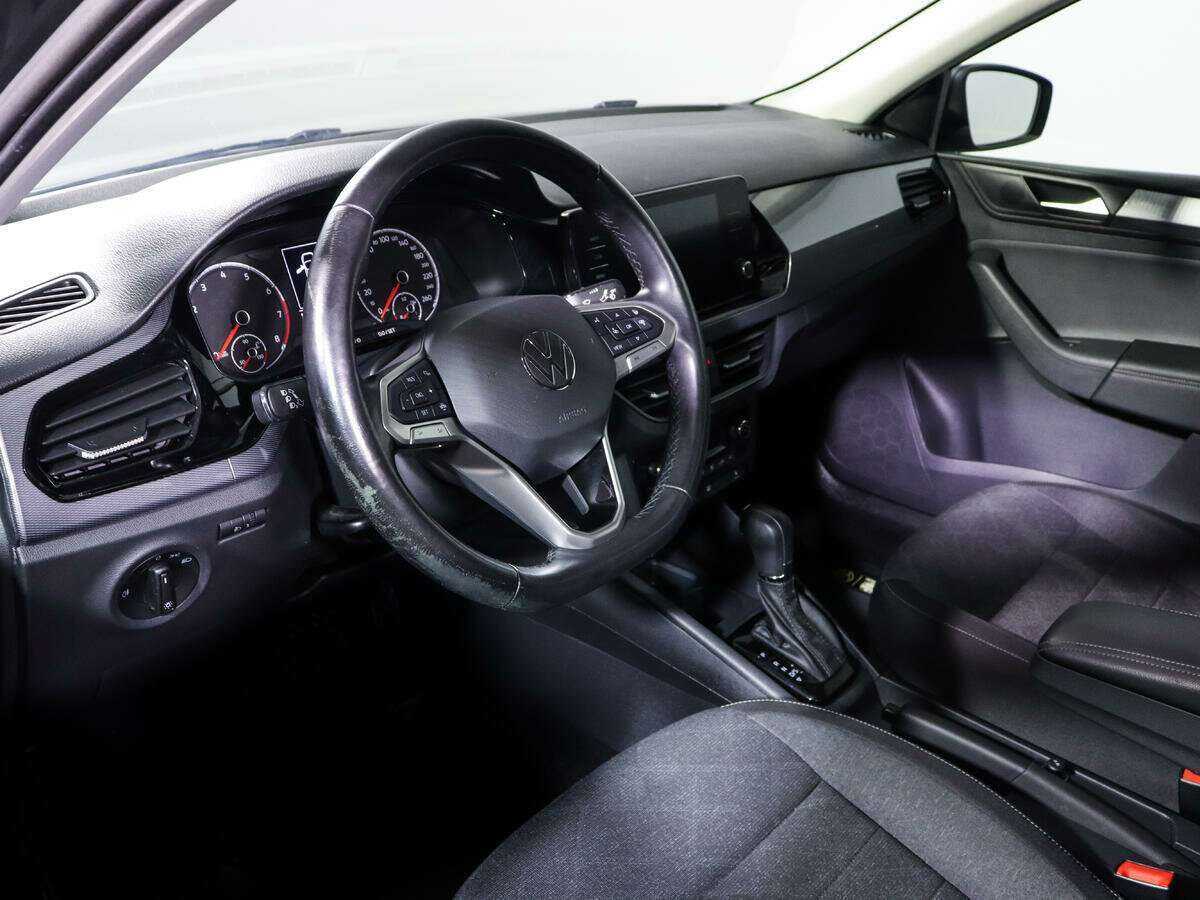 Volkswagen Polo с пробегом — 2021 год. Фото: #10