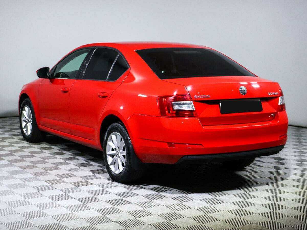 Skoda Octavia с пробегом — 2013 год. Фото: #4