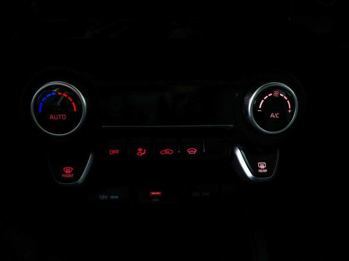 Kia Rio с пробегом — 2020 год. Фото: #16