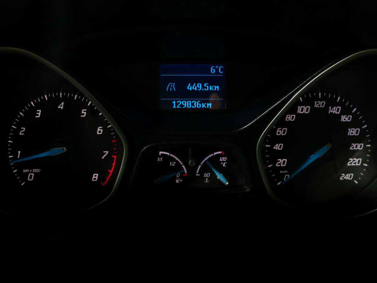 Ford Focus с пробегом — 2012 год. Фото: #10