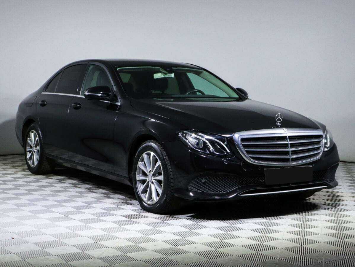 Mercedes-Benz E-Класс с пробегом — 2016 год. Фото: #2