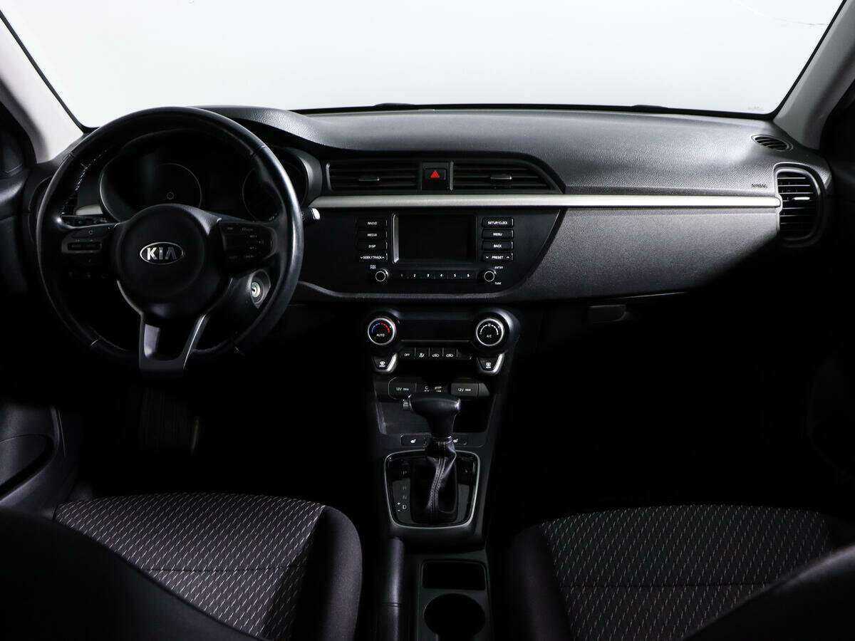 Kia Rio с пробегом — 2018 год. Фото: #10