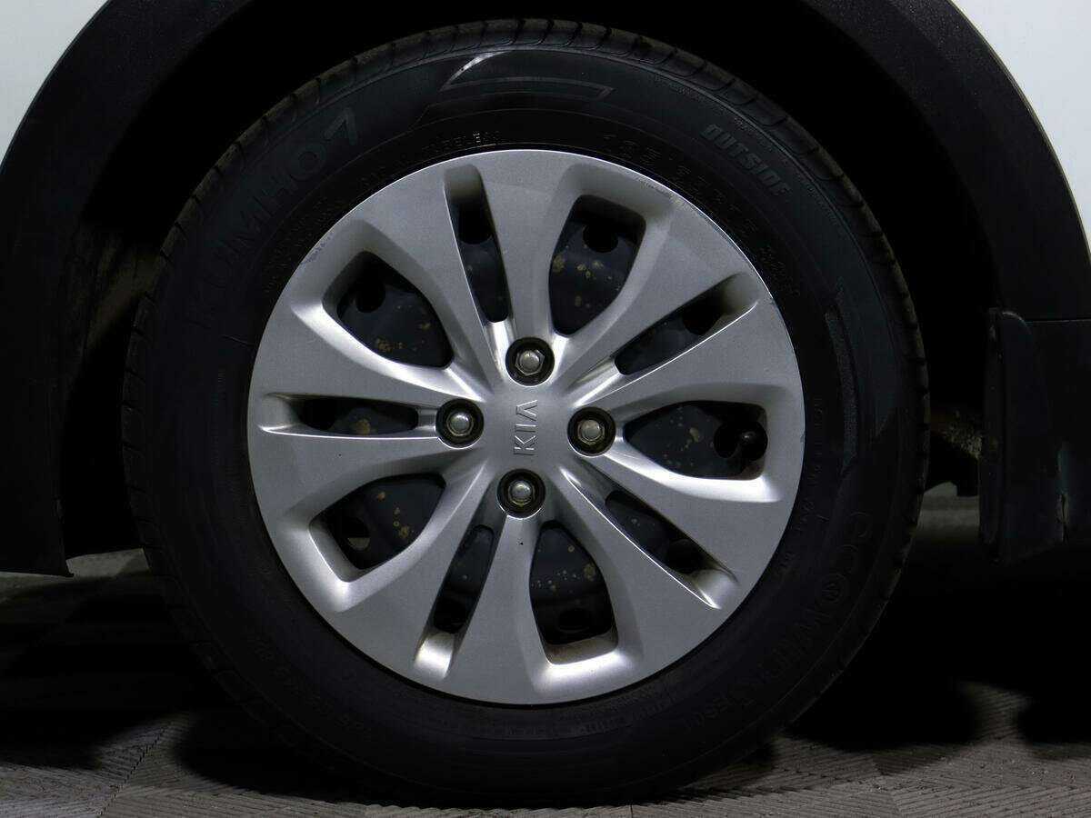 Kia Rio с пробегом — 2018 год. Фото: #13