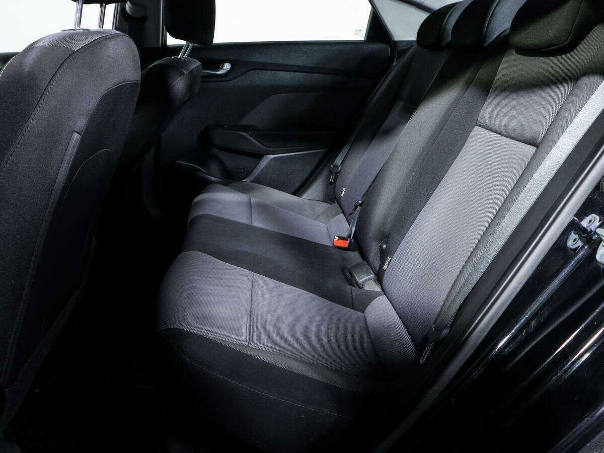 Hyundai Solaris с пробегом — 2018 год. Фото: #7