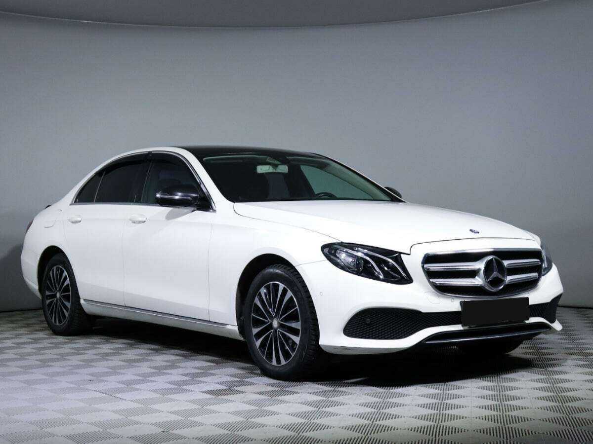 Mercedes-Benz E-Класс с пробегом — 2016 год. Фото: #2