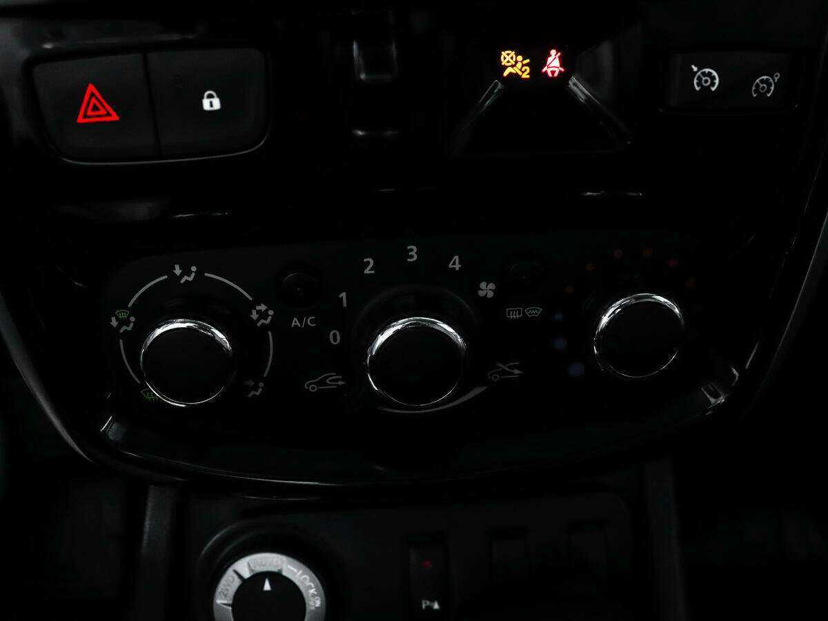 Nissan Terrano с пробегом — 2019 год. Фото: #15