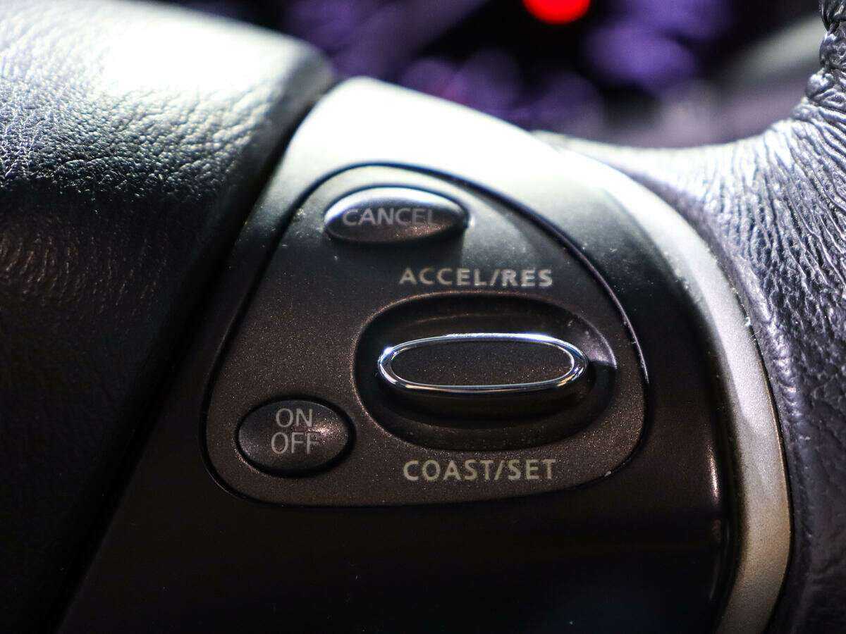 Nissan Pathfinder с пробегом — 2015 год. Фото: #19