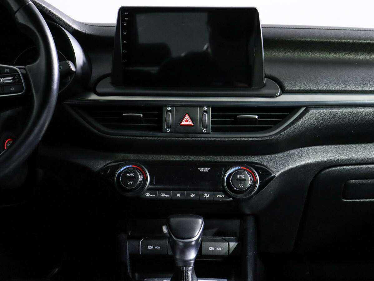 Kia Cerato с пробегом — 2019 год. Фото: #12
