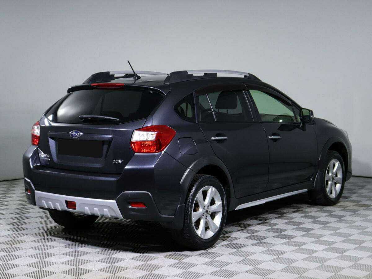 Subaru XV с пробегом — 2012 год. Фото: #4