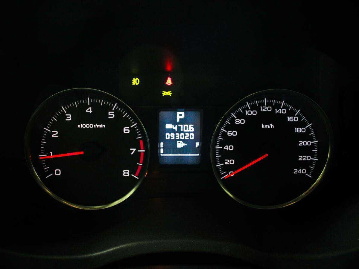 Subaru XV с пробегом — 2012 год. Фото: #9