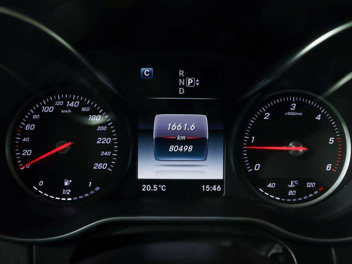 Mercedes-Benz C-Класс с пробегом — 2015 год. Фото: #9