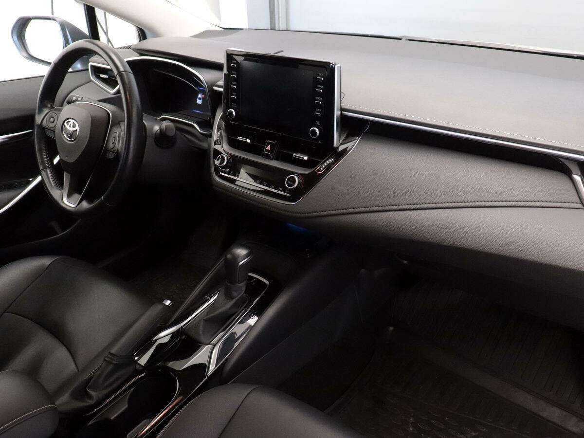 Toyota Corolla с пробегом — 2019 год. Фото: #6