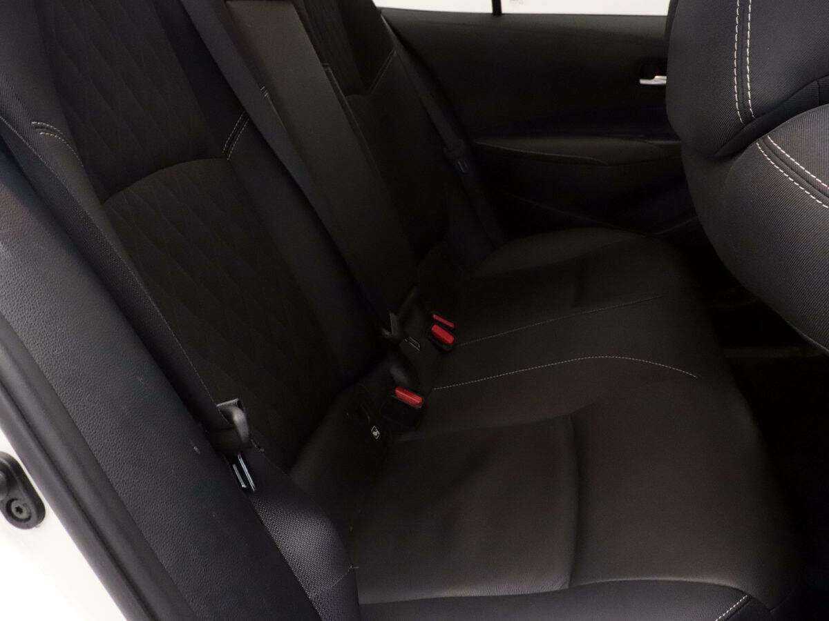 Toyota Corolla с пробегом — 2019 год. Фото: #7